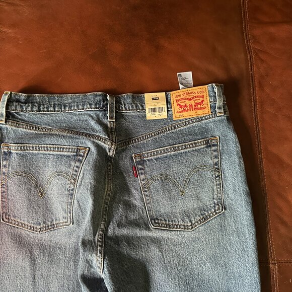 Levi's Women's 501 Crop Jeans Size: 31 | Color: (New) Blue It's True -NWT - Picture 2 of 12